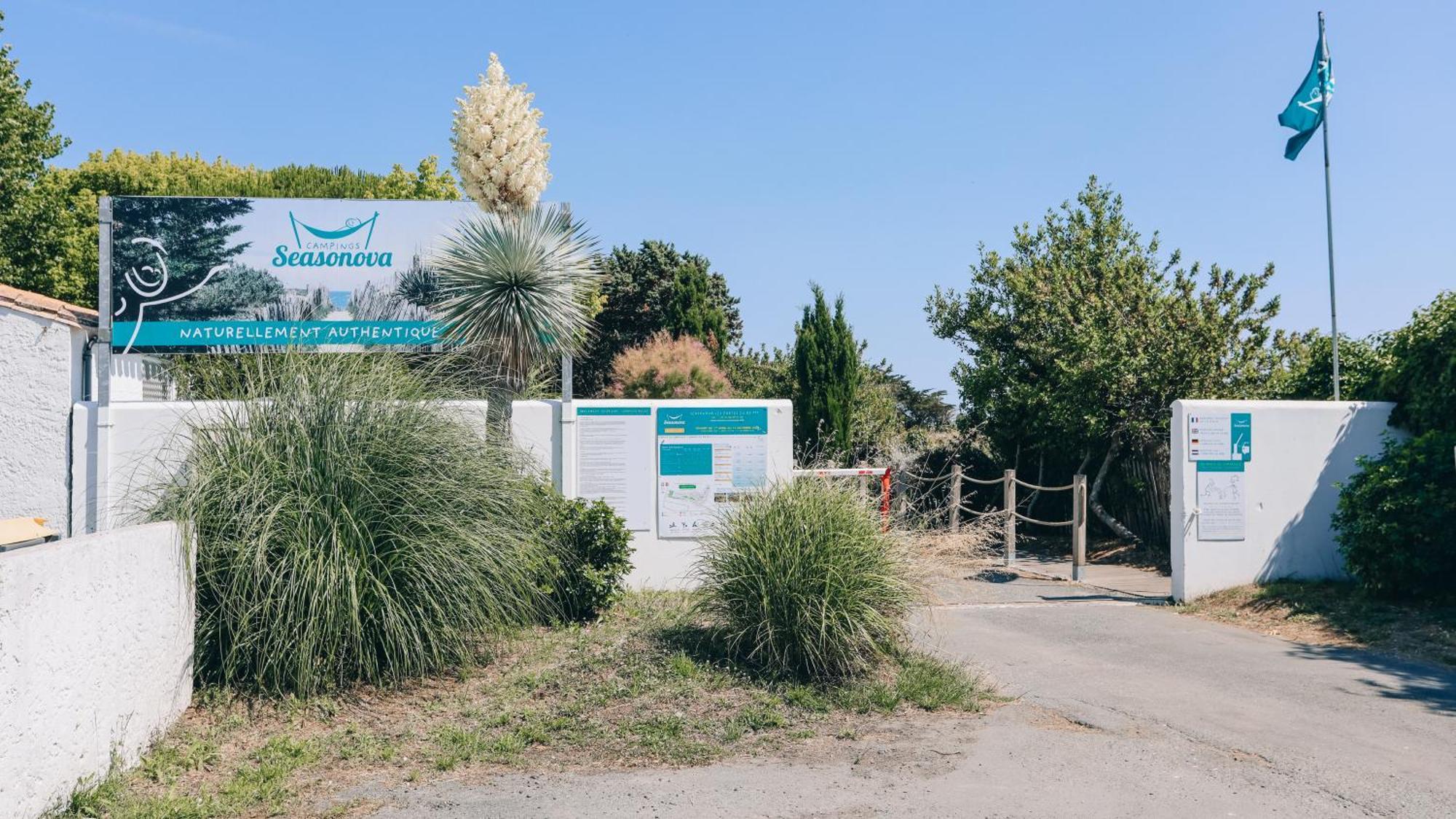 Camping La Pree Les Portes-en-Re Luaran gambar