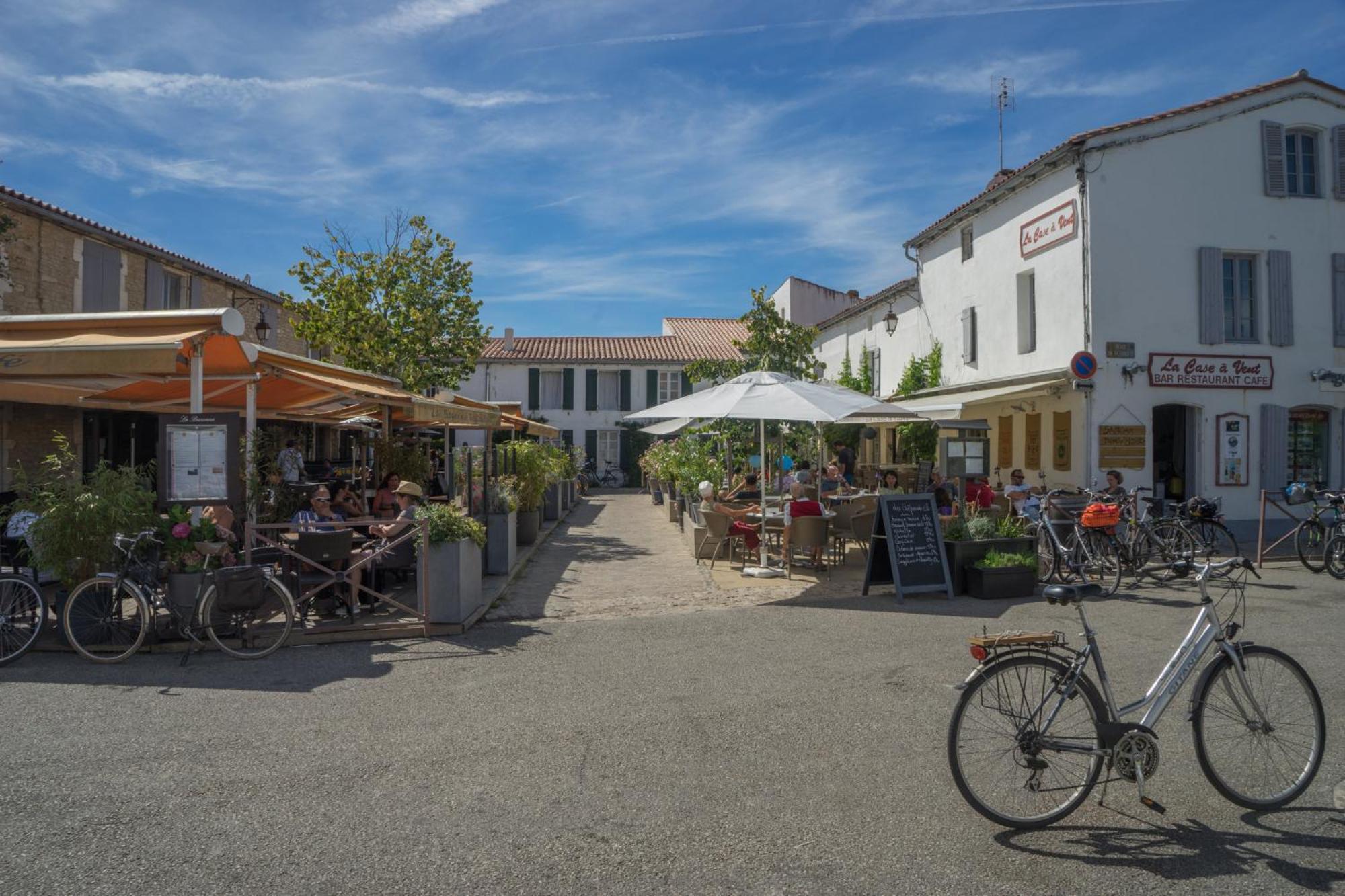 Camping La Pree Les Portes-en-Re Luaran gambar